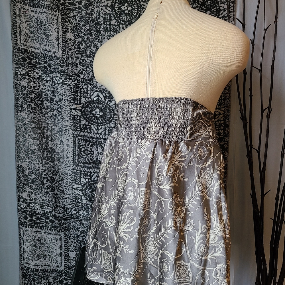 WHBM...GORGEOUS TOP - Picture 3 of 5